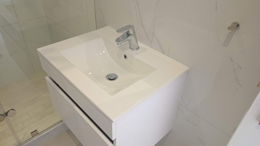 2 Bedroom Property for Sale in Table View Western Cape